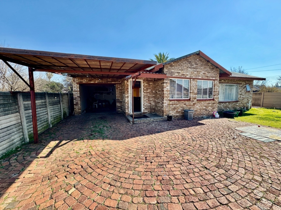 3 Bedroom Property for Sale in Potchefstroom North West